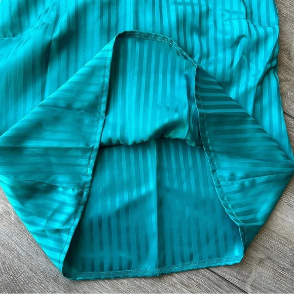 Ziba Satin Silky  Turquoise Pinstriped Cami Pants Two Sets Made in Canada - Picture 5 of 16